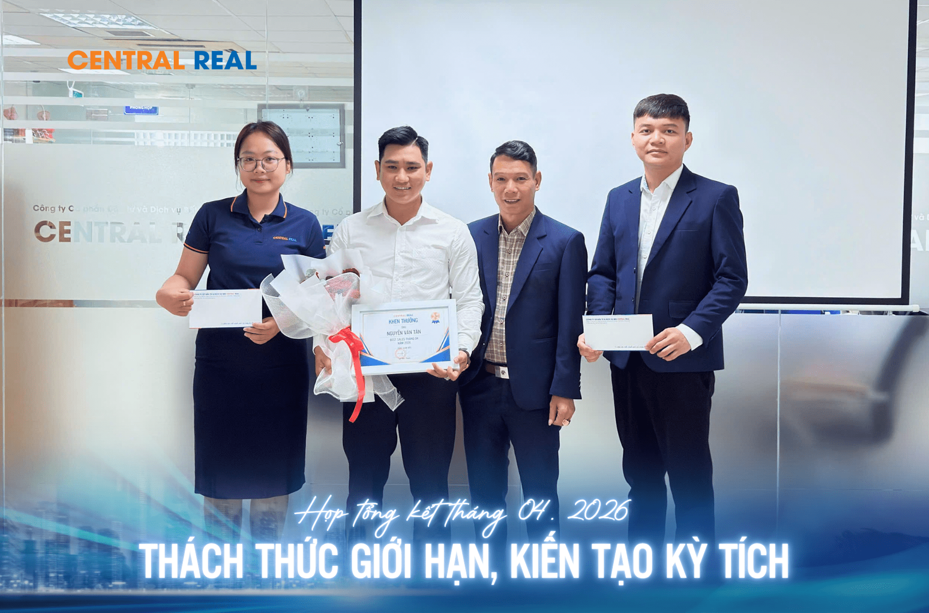 Central Real họp tháng