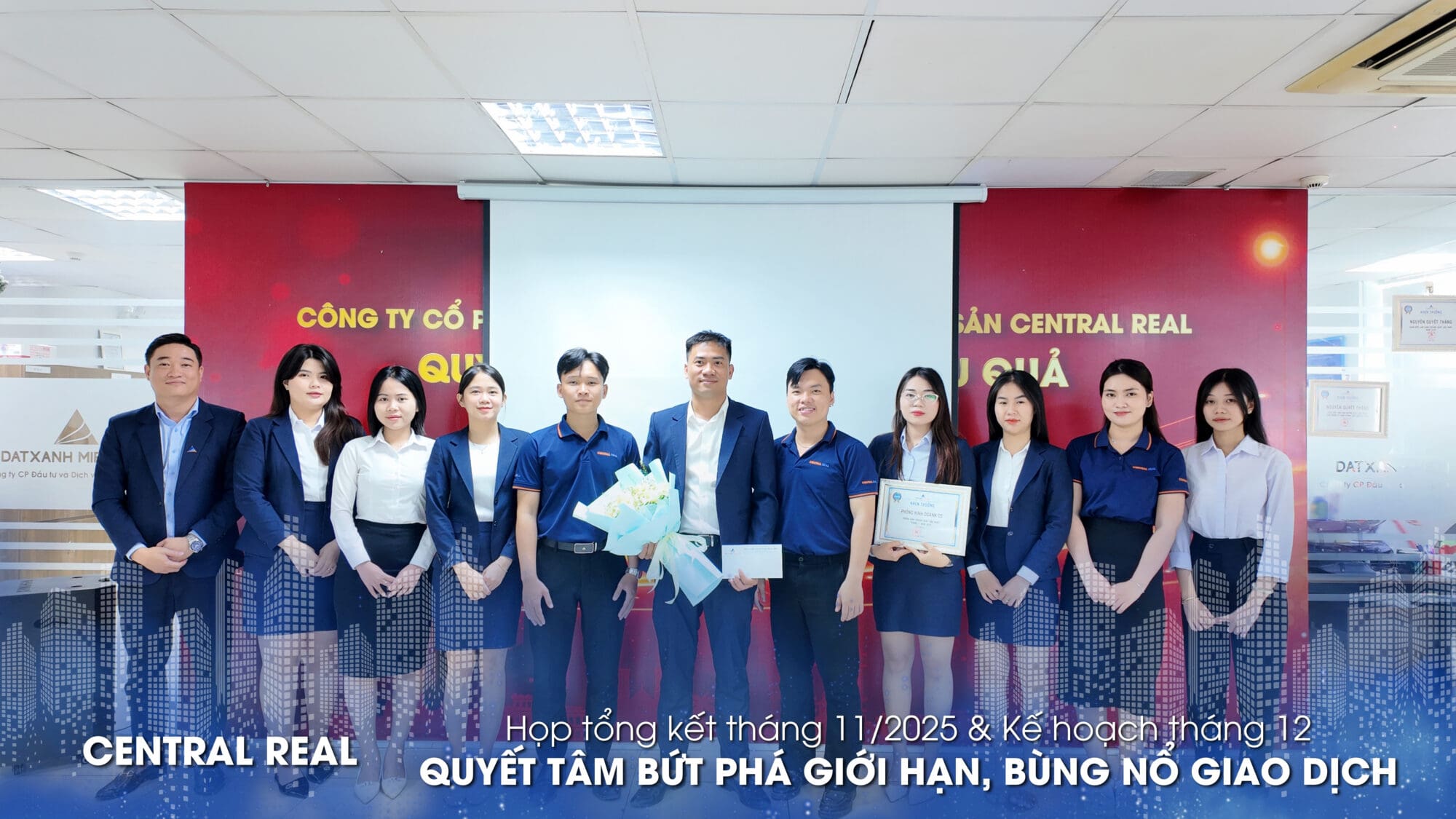 Central Real họp tháng 11