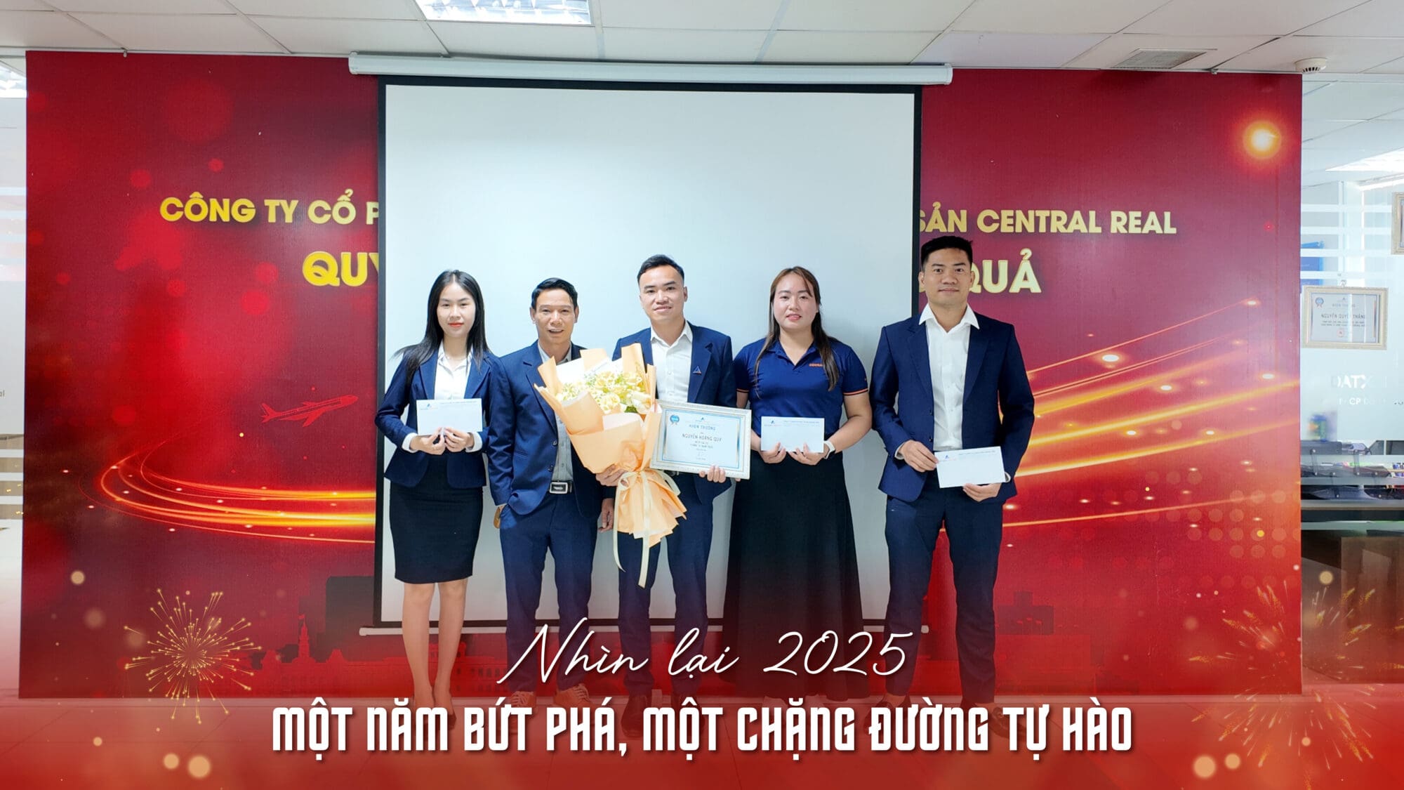Central Real họp tháng 12