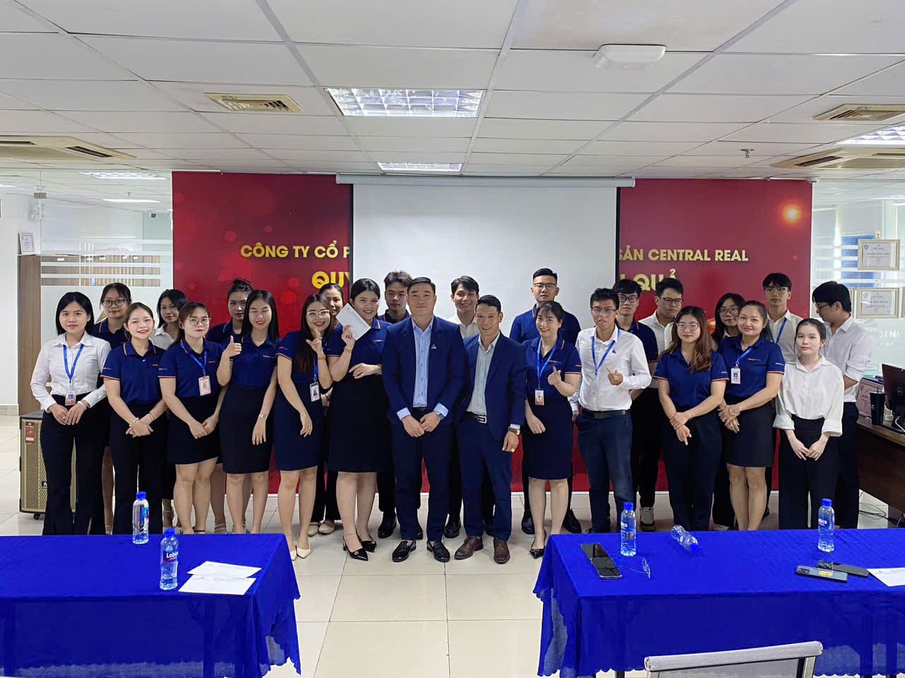 Central Real họp tổng kết tháng 4-17 Central Real họp tổng kết tháng 4 năm 2025