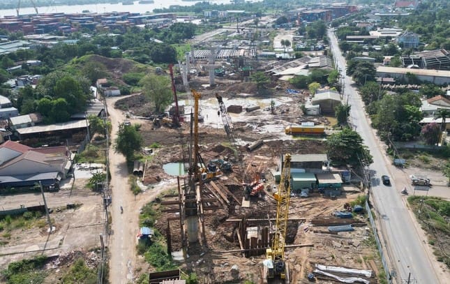Công trường thi công nút giao Tân Vạn Công trường thi công nút giao Tân Vạn